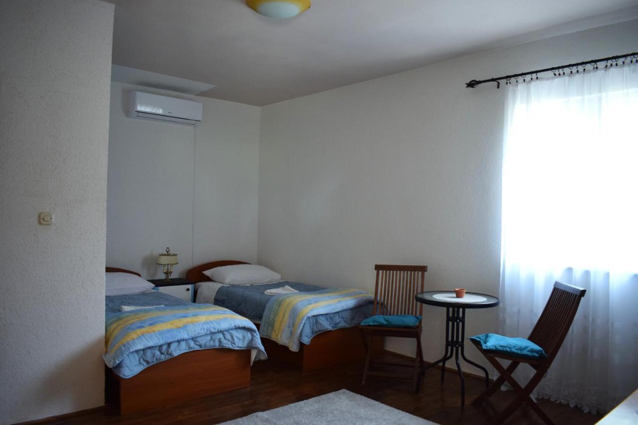 Matanovi Dvori-Krka National Park Otel Lozovac Dış mekan fotoğraf